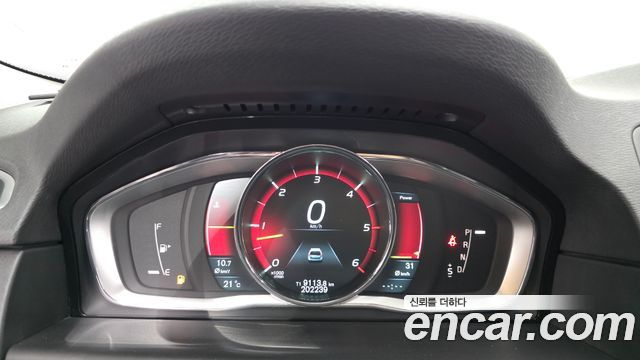 Volvo XC70 2014 — photo 8