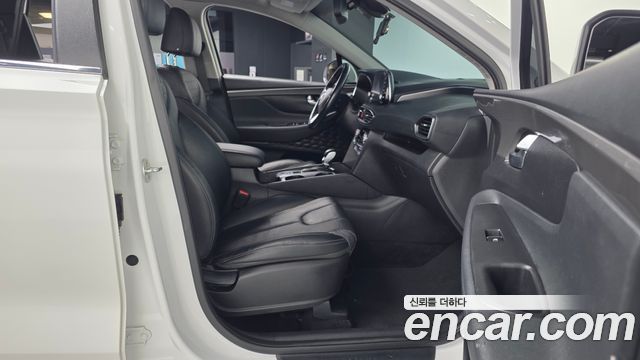 Hyundai Santafe 2020 — photo 17