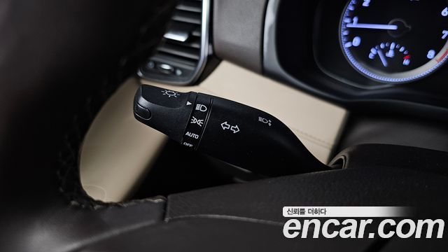 Hyundai Grandeur 2017 — photo 24
