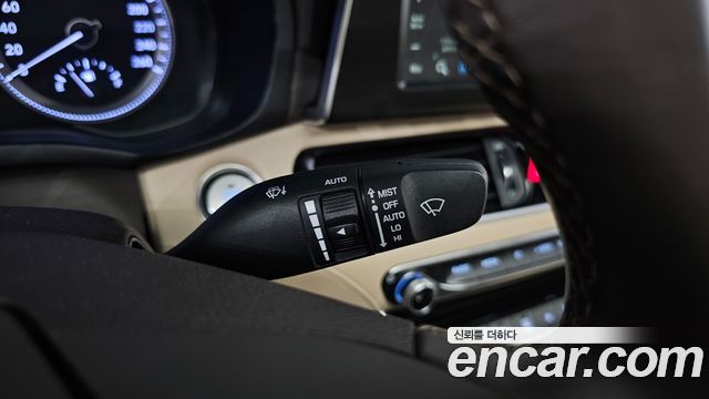 Hyundai Grandeur 2017 — photo 25