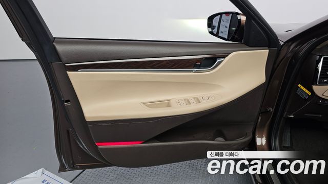 Hyundai Grandeur 2017 — photo 14