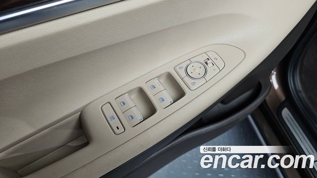 Hyundai Grandeur 2017 — photo 28