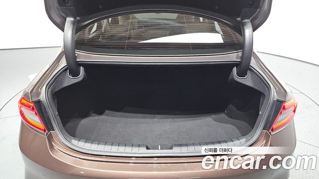 Hyundai Grandeur 2017 — photo 30
