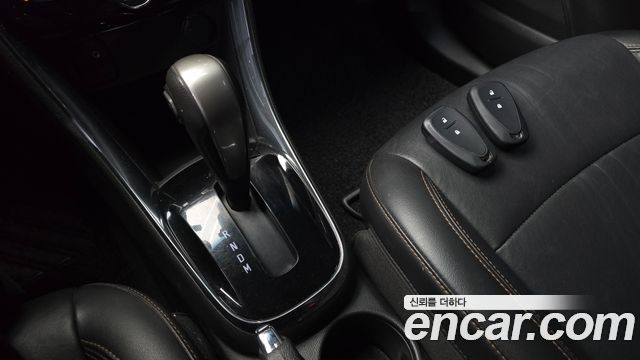 Chevrolet Korea Trax 2017 — photo 9