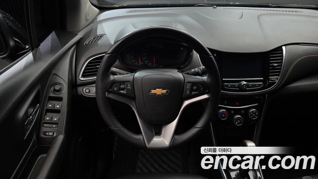 Chevrolet Korea Trax 2017 — photo 13
