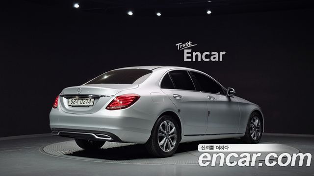 Mercedes-Benz C-Class 2016 — photo 2