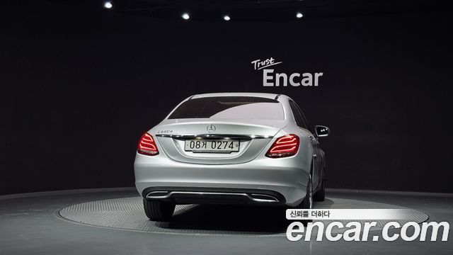 Mercedes-Benz C-Class 2016 — photo 4