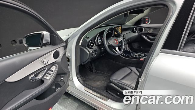 Mercedes-Benz C-Class 2016 — photo 10