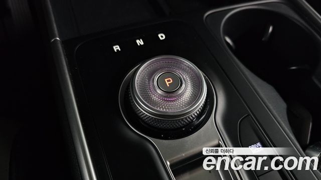 Kia Canival 2025 — photo 9