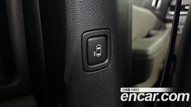 Kia Canival 2025 — photo 19