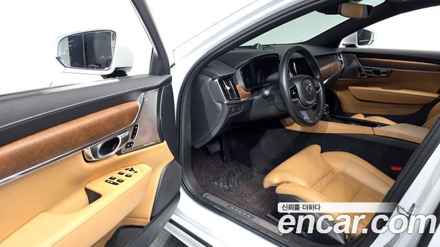Volvo S90 2019 — photo 13