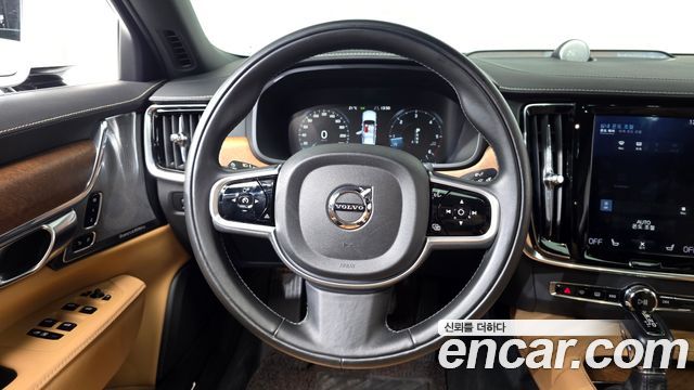 Volvo S90 2019 — photo 20