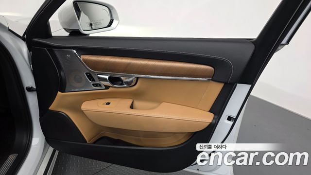 Volvo S90 2019 — photo 14