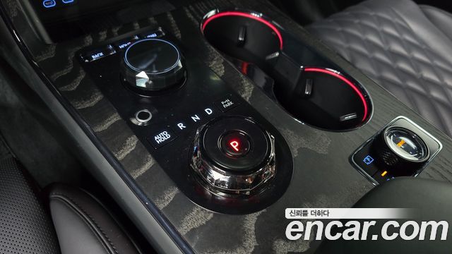Genesis GV80 2025 — photo 12