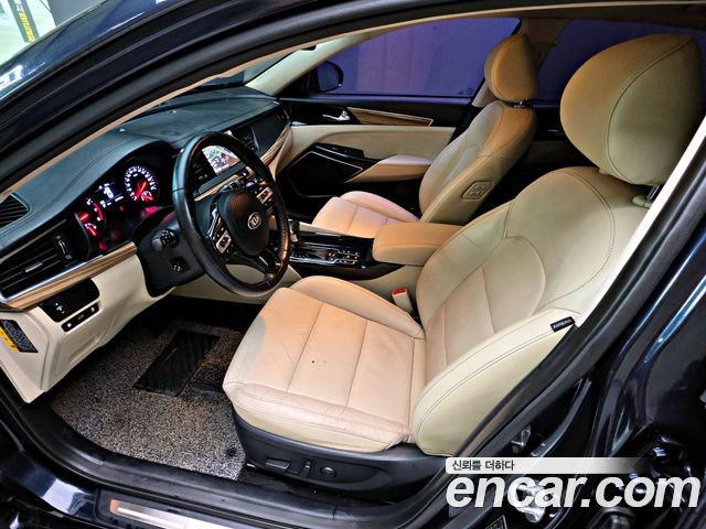 Kia K7 2017 — photo 9