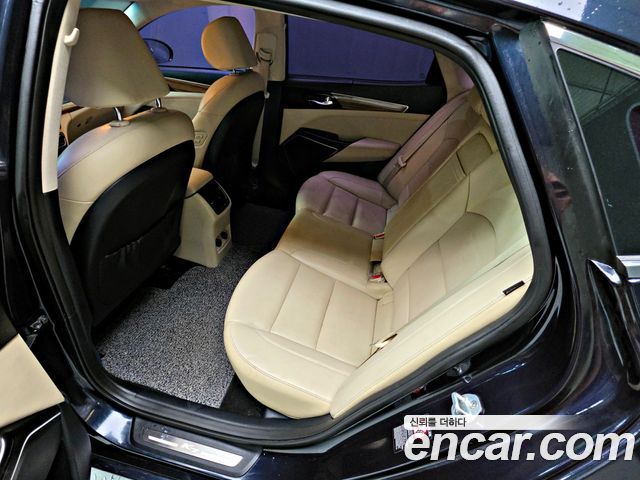Kia K7 2017 — photo 10