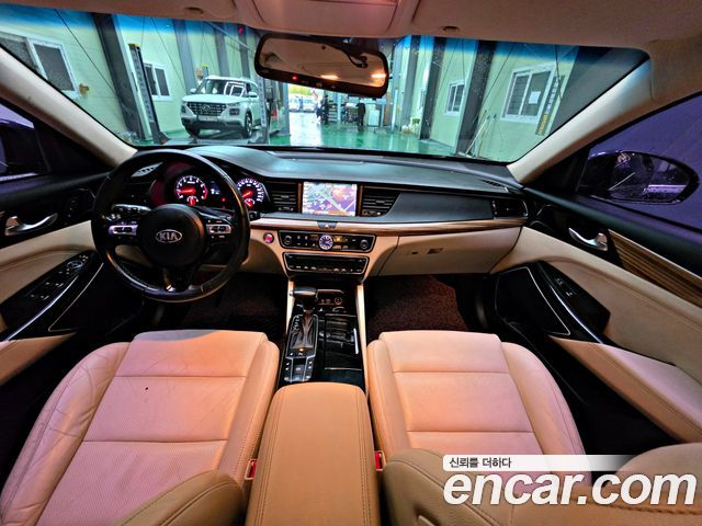 Kia K7 2017 — photo 12
