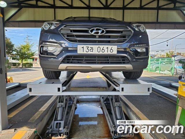 Hyundai Santafe 2016 — photo 1