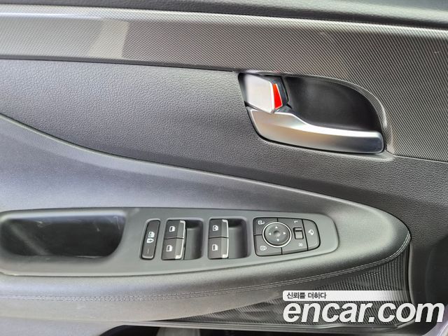 Hyundai Santafe 2022 — photo 13