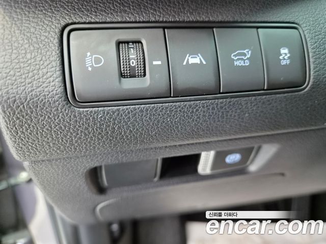 Hyundai Santafe 2022 — photo 14