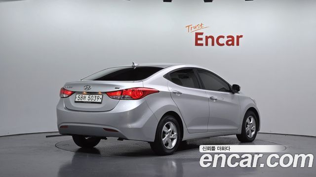 Hyundai AVANTE 2014 — photo 2