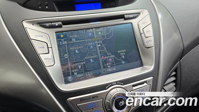 Hyundai AVANTE 2014 — photo 27