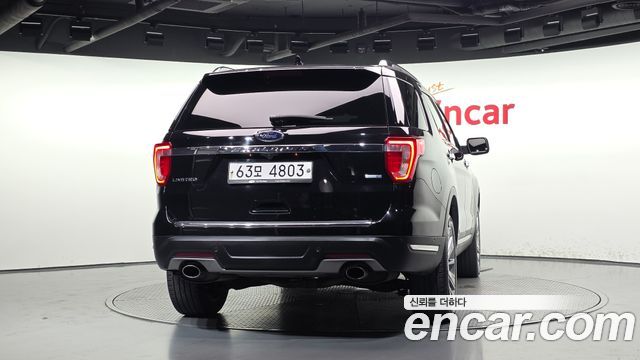 Ford Explorer 2019 — photo 4