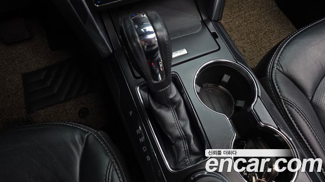 Ford Explorer 2019 — photo 9
