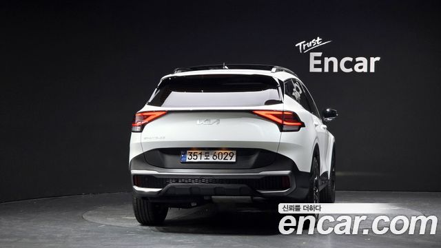 Kia Sportage 2022 — photo 4