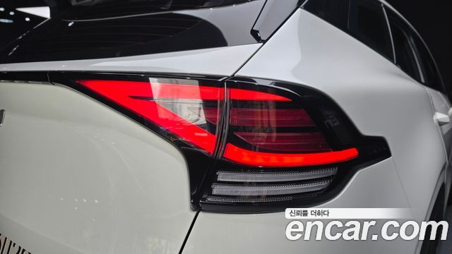Kia Sportage 2022 — photo 9