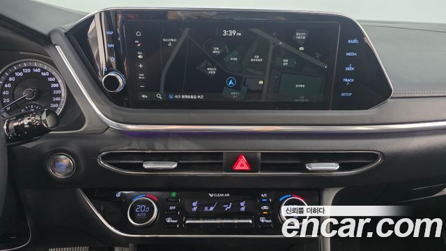 Hyundai Sonata 2022 — photo 18