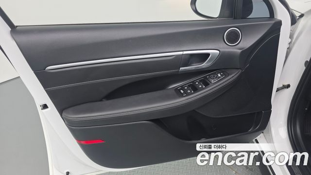 Hyundai Sonata 2022 — photo 14