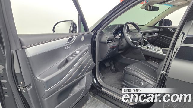 Genesis GV80 2023 — photo 13