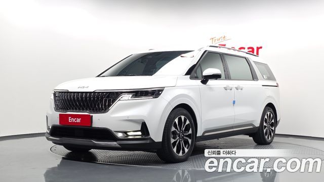 Kia Canival 2023 — photo 34