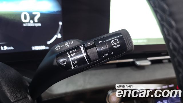 Kia Canival 2023 — photo 28