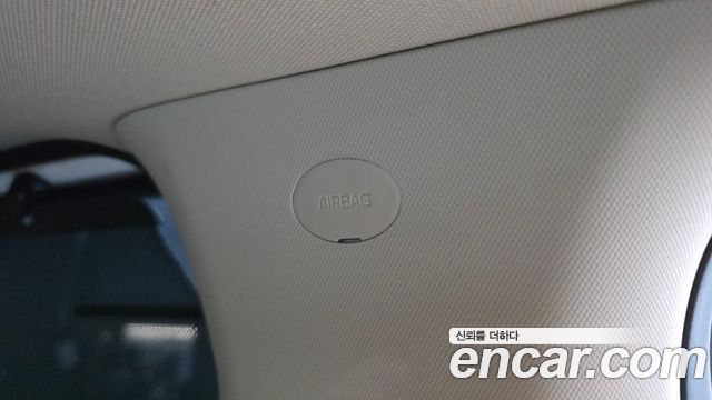 Kia Canival 2023 — photo 30