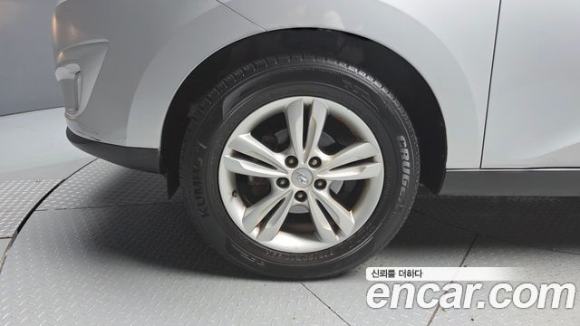 Hyundai Tucson 2011 — photo 5