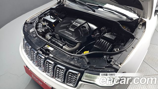 Jeep Cherokee 2018 — photo 6