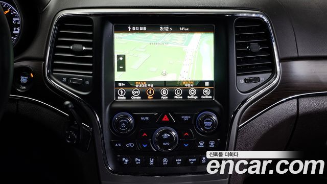 Jeep Cherokee 2018 — photo 14