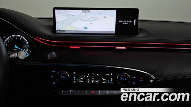 Genesis GV70 2023 — photo 19