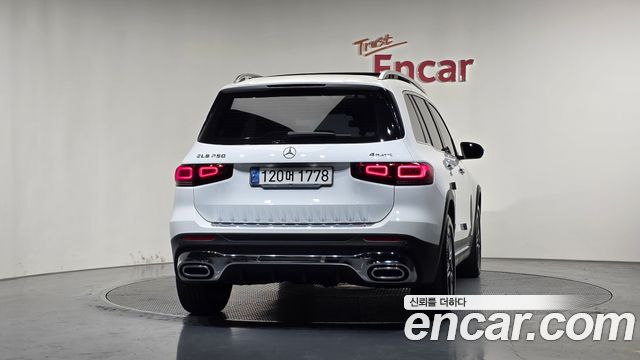 Mercedes-Benz GLB-Class 2021 — photo 4