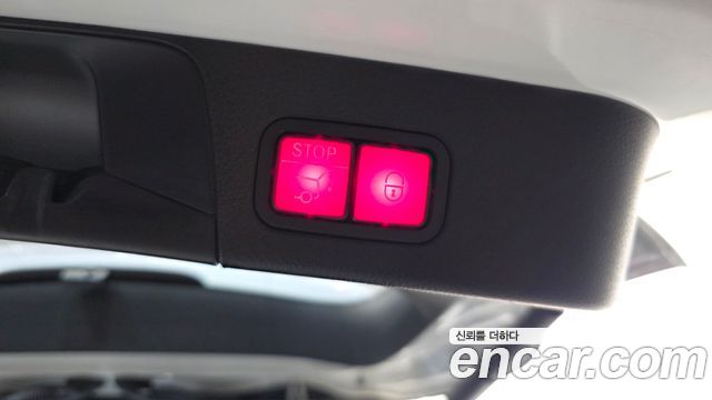 Mercedes-Benz GLB-Class 2021 — photo 24