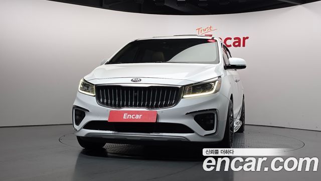 Kia Canival 2019 — photo 3