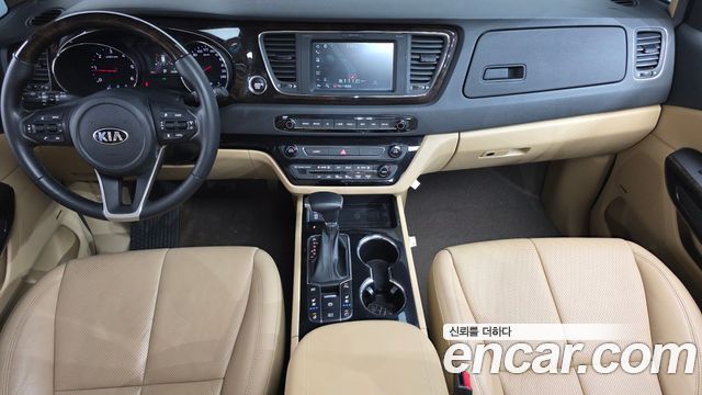 Kia Canival 2019 — photo 7