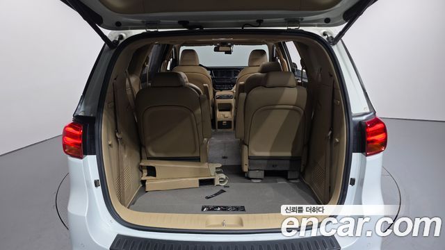 Kia Canival 2019 — photo 19
