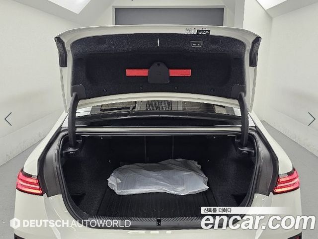 BMW 5-Series 2026 — photo 19