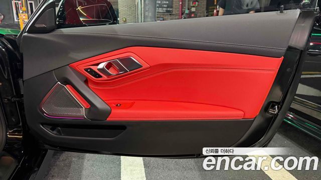 BMW Z4 2021 — photo 17