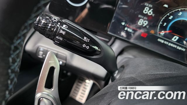 Hyundai AVANTE 2023 — photo 28