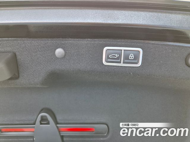 Hyundai Grandeur 2023 — photo 8