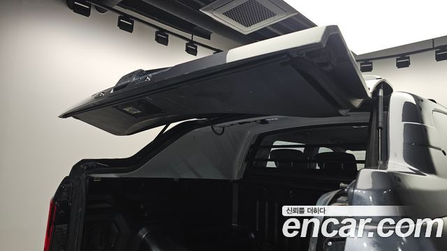 KG Mobility Rexton 2019 — photo 29